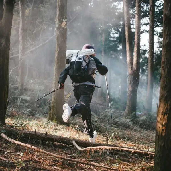 Фото - Туристический рюкзак Naturehike Helium CNK2300016 (6976507663311)